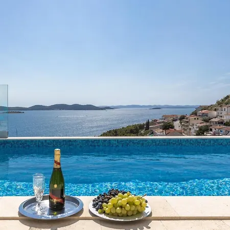 Villa Beautiful Fleur Drage